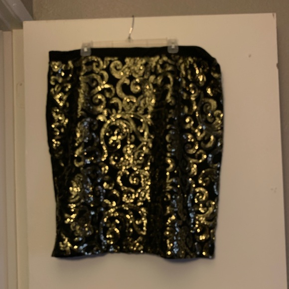 Cato Dresses & Skirts - Cato Sequin Skirt